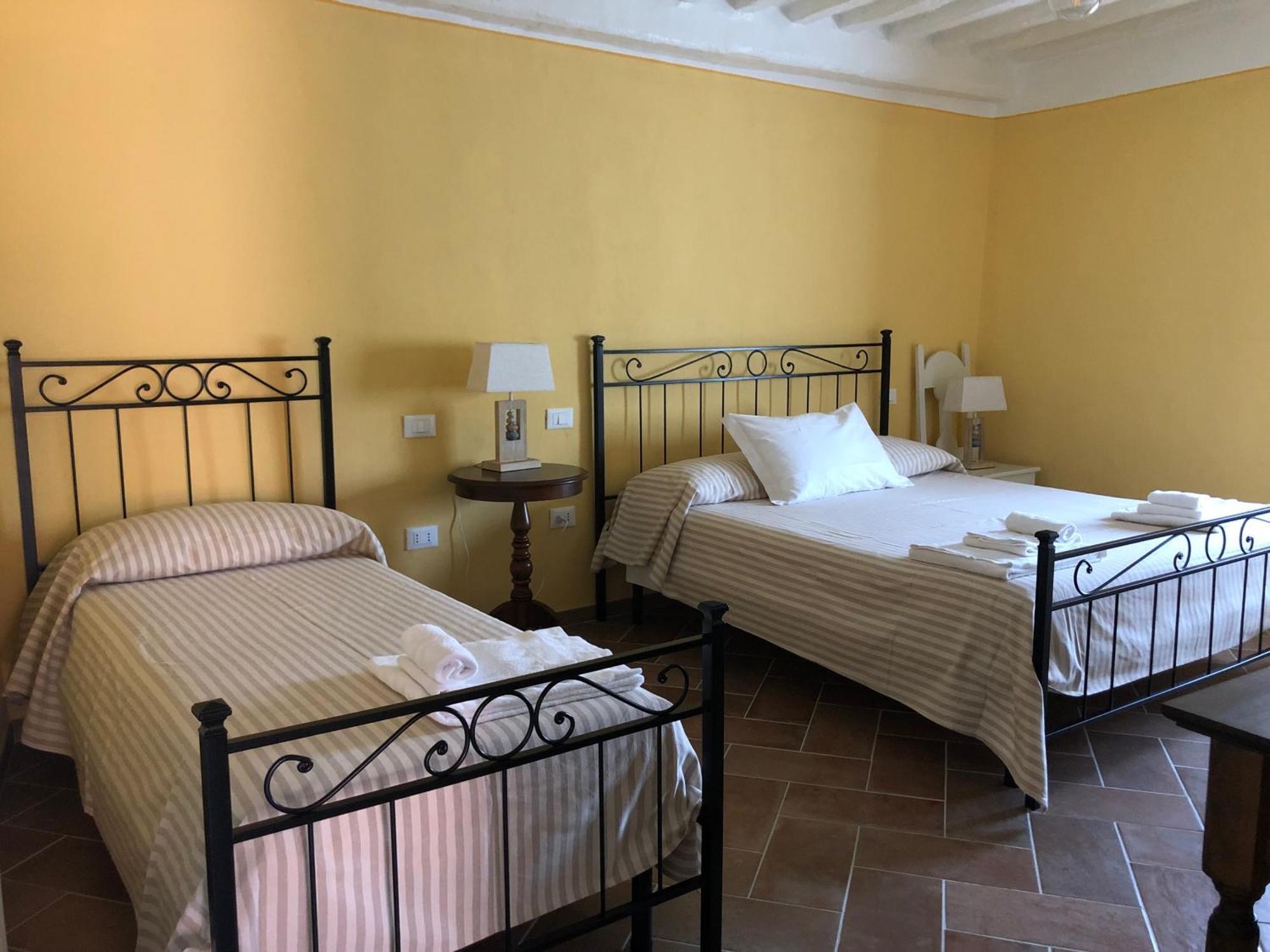 Le Dame Del Borgo Appartement Sassetta Buitenkant foto