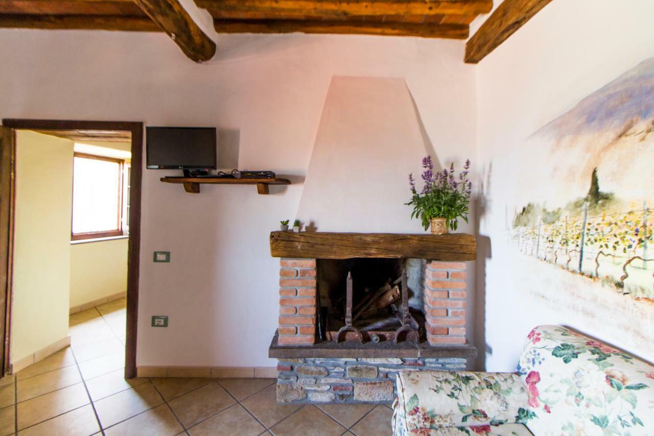 Le Dame Del Borgo Appartement Sassetta Buitenkant foto