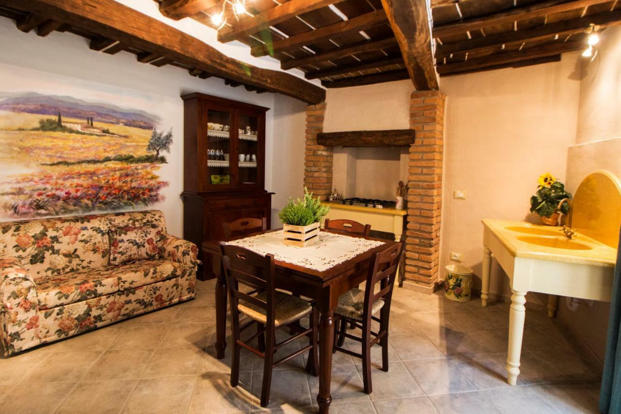 Le Dame Del Borgo Appartement Sassetta Buitenkant foto