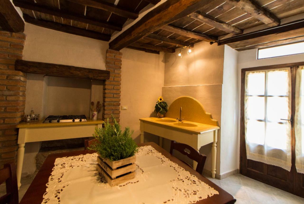 Le Dame Del Borgo Appartement Sassetta Buitenkant foto
