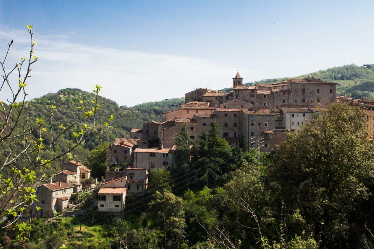 Le Dame Del Borgo Appartement Sassetta Buitenkant foto