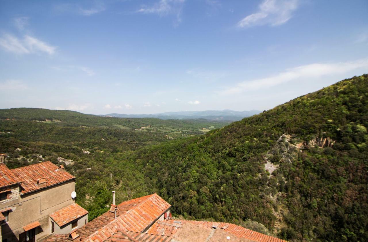 Le Dame Del Borgo Appartement Sassetta Buitenkant foto